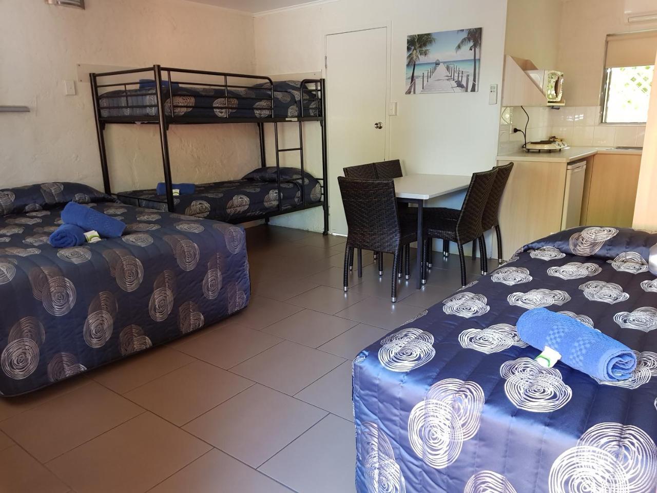 אגנס ווטר Mango Tree Motel מראה חיצוני תמונה