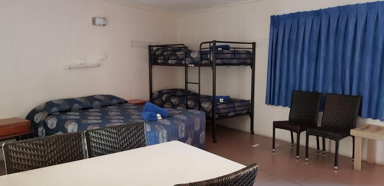 אגנס ווטר Mango Tree Motel מראה חיצוני תמונה
