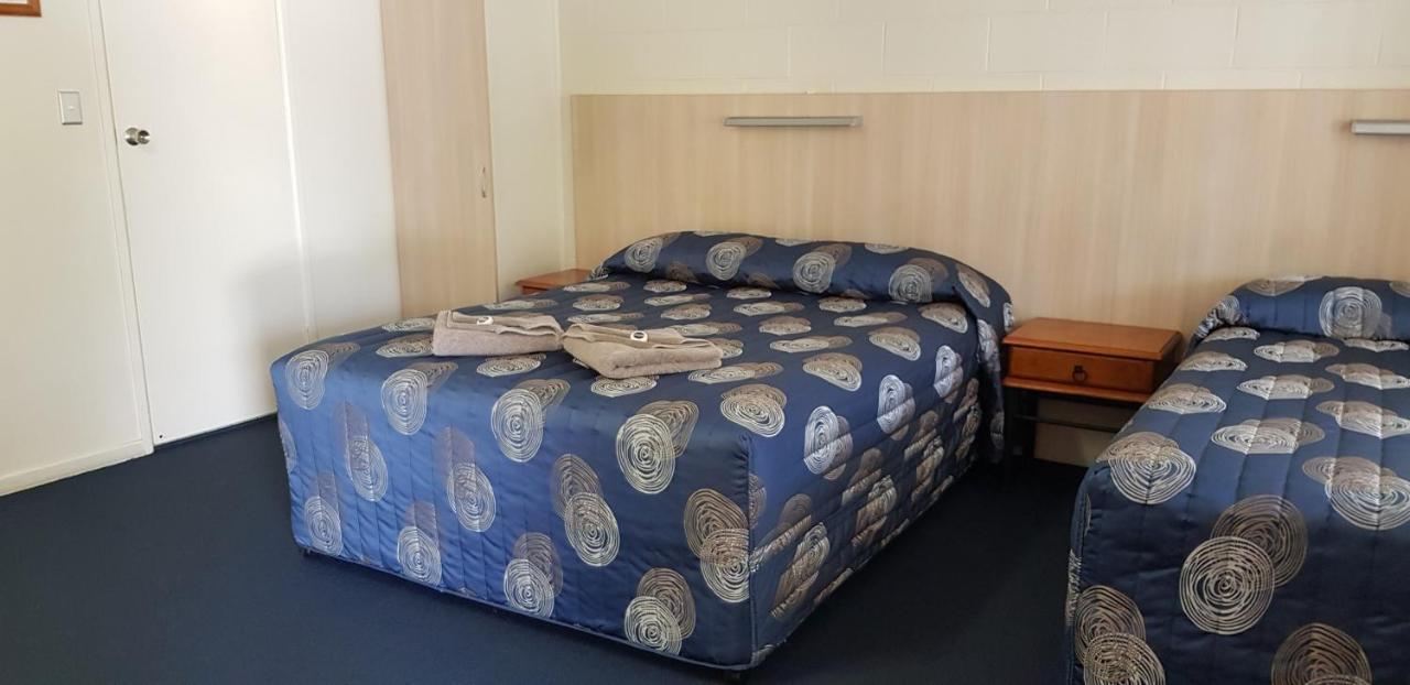אגנס ווטר Mango Tree Motel מראה חיצוני תמונה