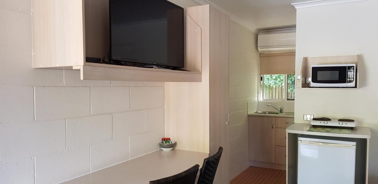 אגנס ווטר Mango Tree Motel מראה חיצוני תמונה